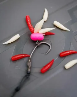FOX Carp EDGES Essentials Popup Maggots Red White